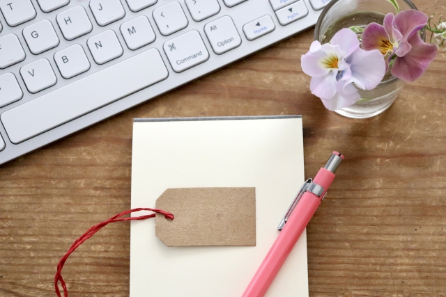 PCのキーボードとタグ